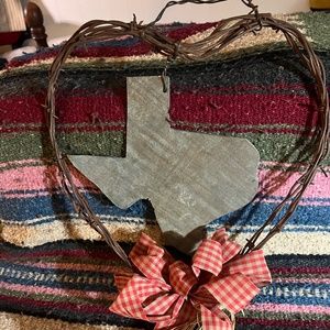 "Deep in the Heart of Texas". Handcrafted Porch Decor